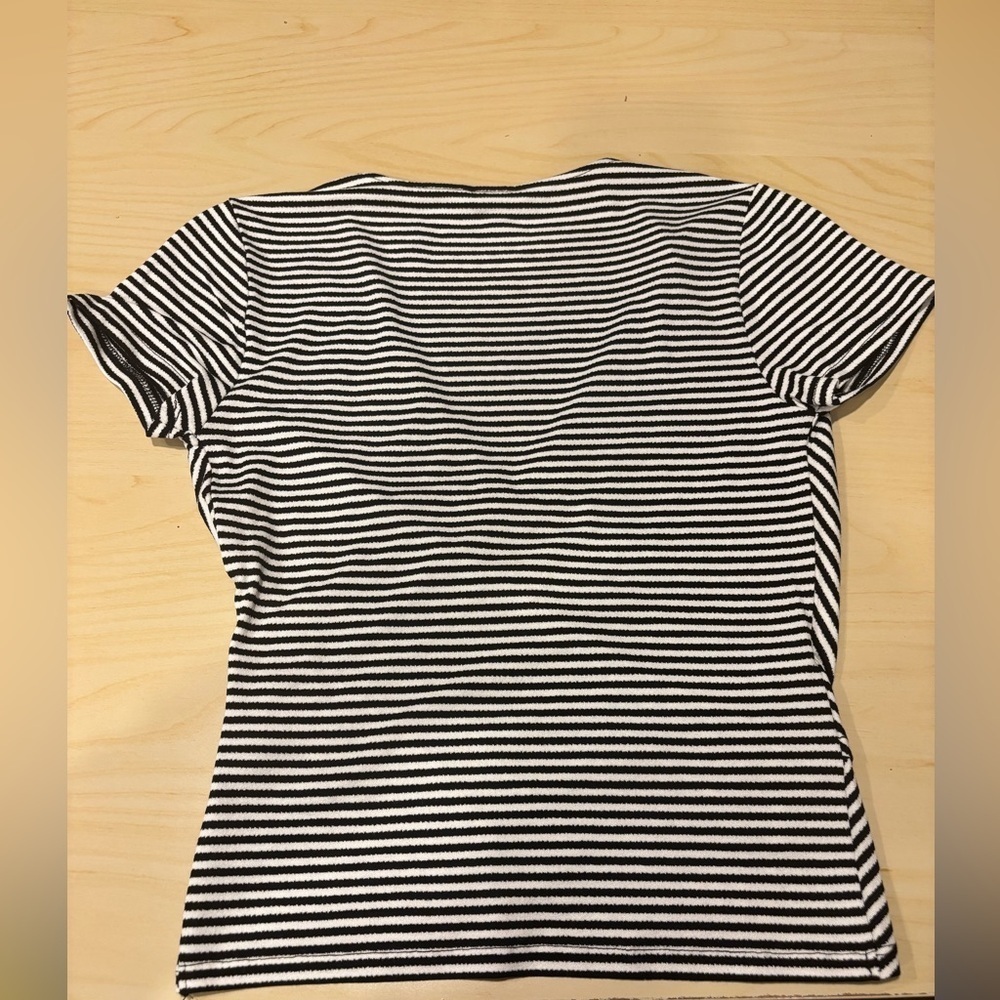 Dynamite Monochrome Striped Top (S) - Picture 8 of 8